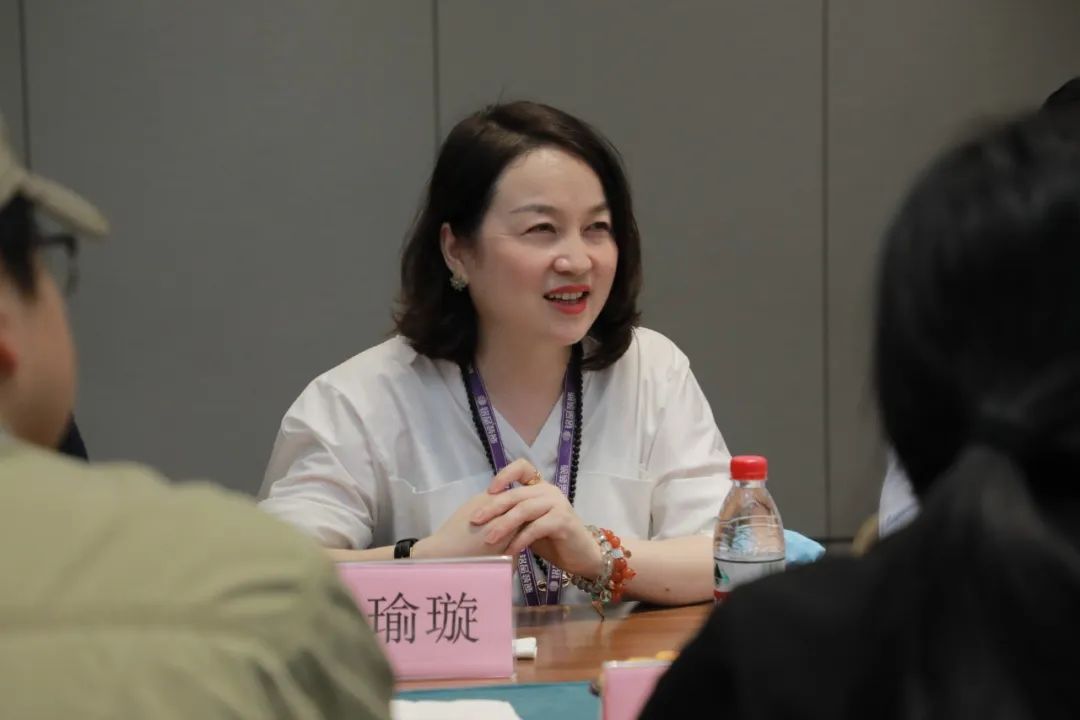 浙江建設(shè)技師學(xué)院副院長干杏芬一行蒞臨銘品裝飾參觀指導(dǎo)